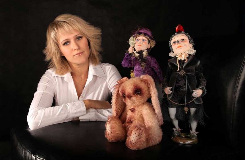 Я на фотосессии в ростове-на-Дону со своими куклами, мои ранние работы с формой и пластиком.